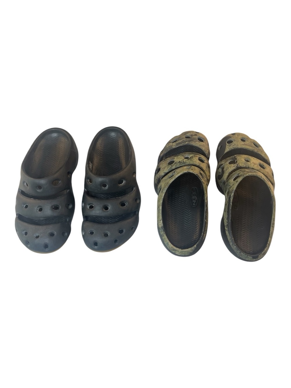 Keen Yogui slip-on clogs Comfort bundle 2 pairs Black & Olive Camo Men’s Sz 10